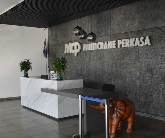 Multicrane Front Office